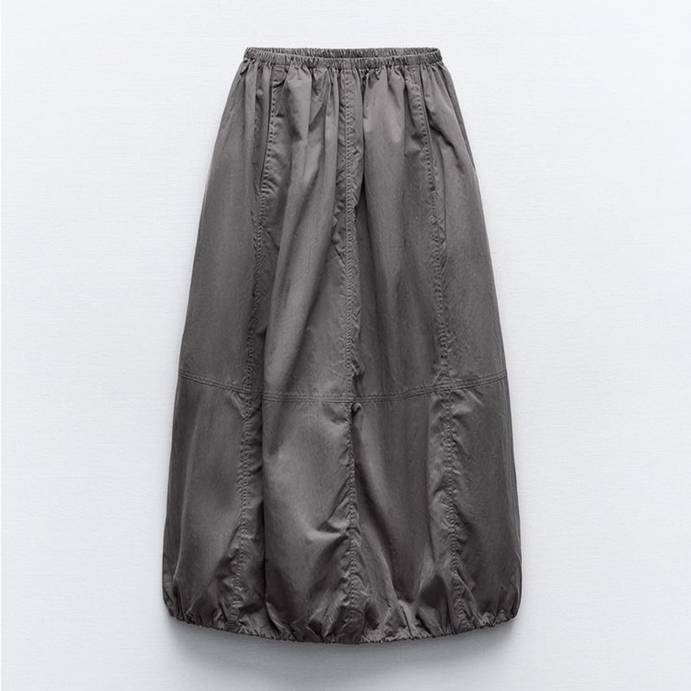Zara Balloon Midi Skirt size m